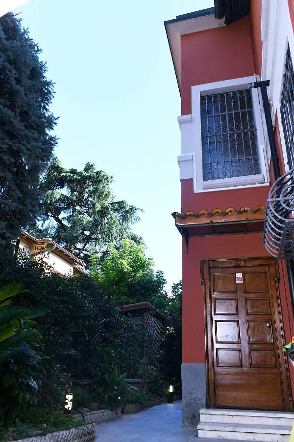 ميلان La Villa Bed & Breakfast إيطاليا